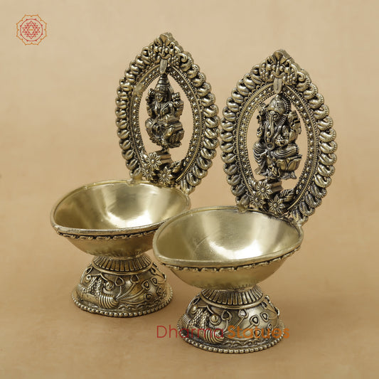 Brass Laxmi Ganesh Diya Fine, 5.5"