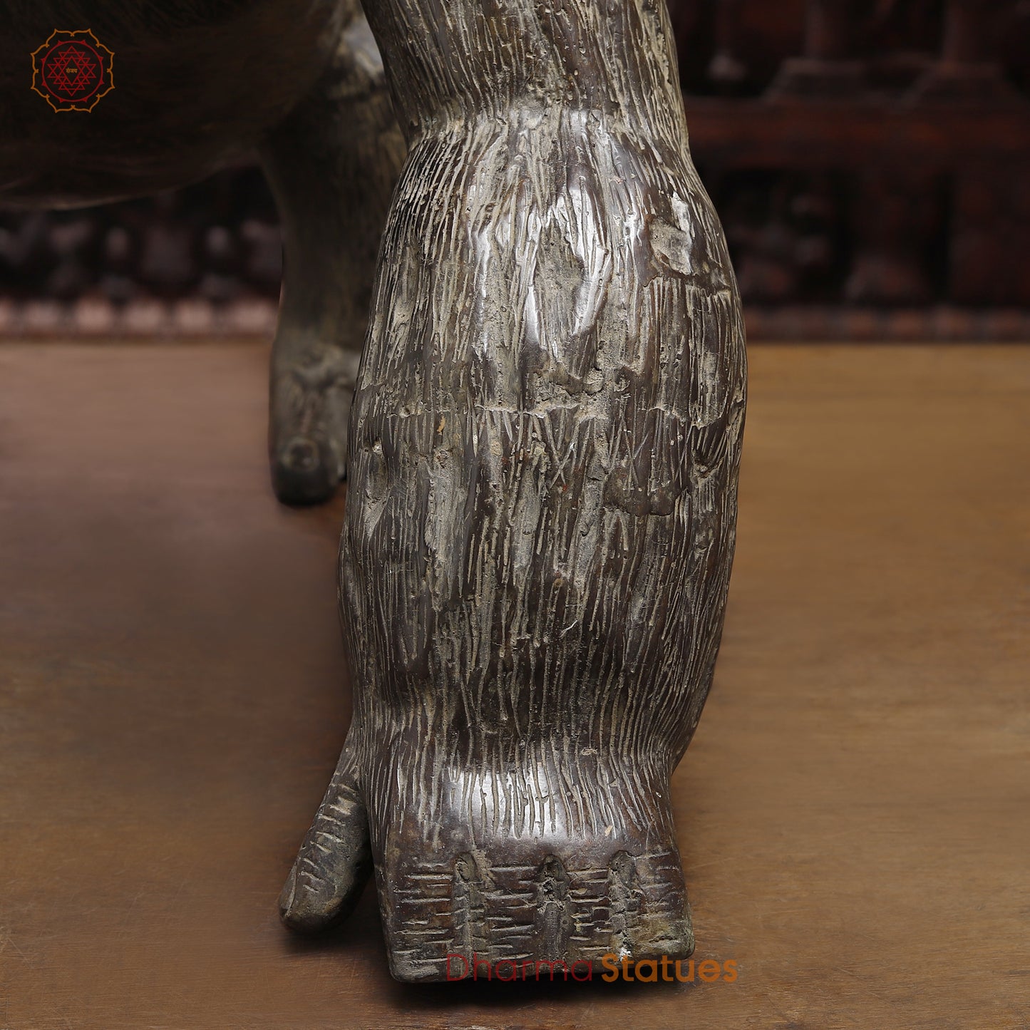 Brass Gorilla, Grey Finish, 24"