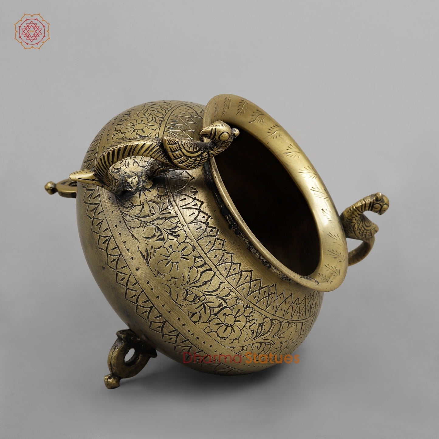 Vintage Pot, 7.5''