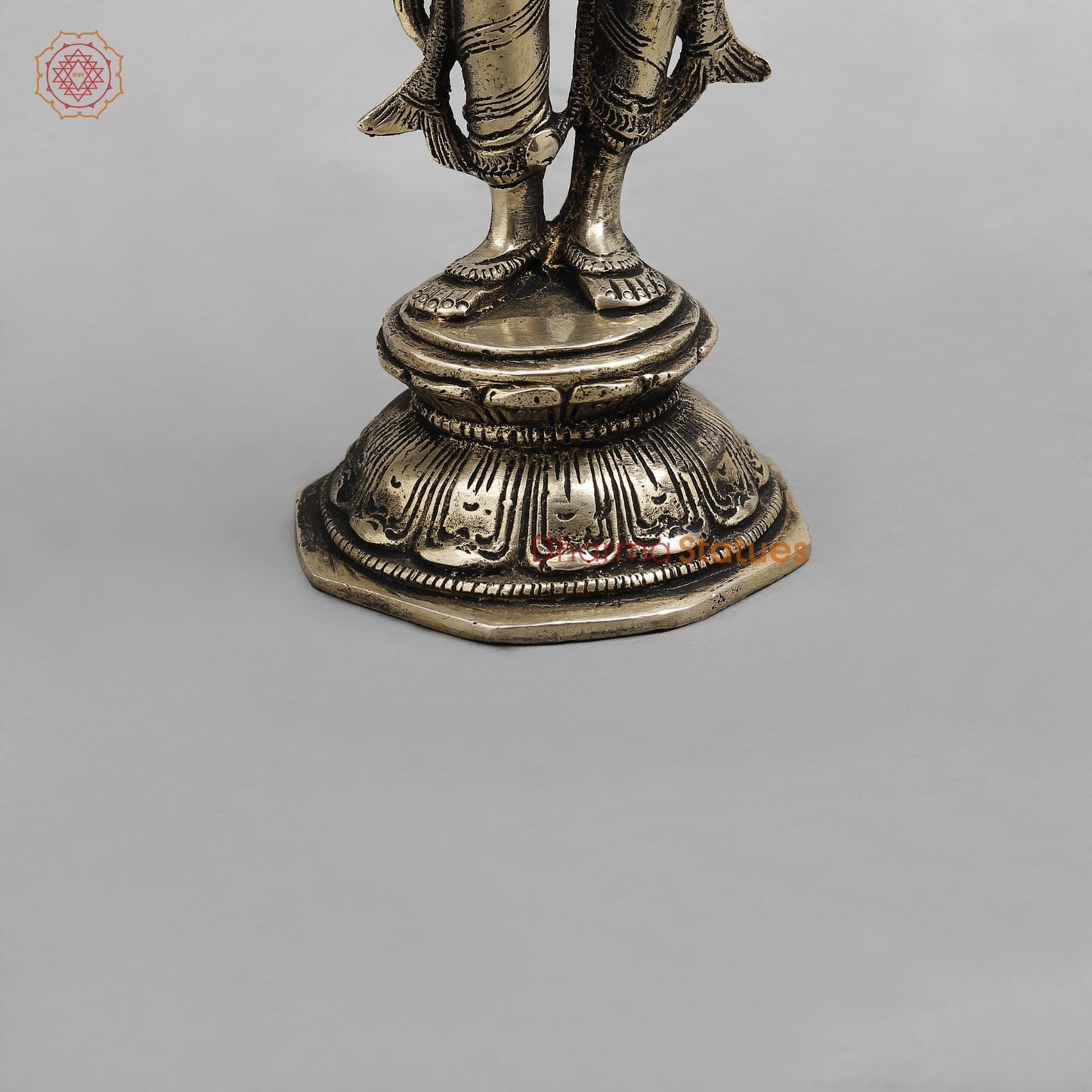 Brass Saraswati standing, Smooth finish 10”