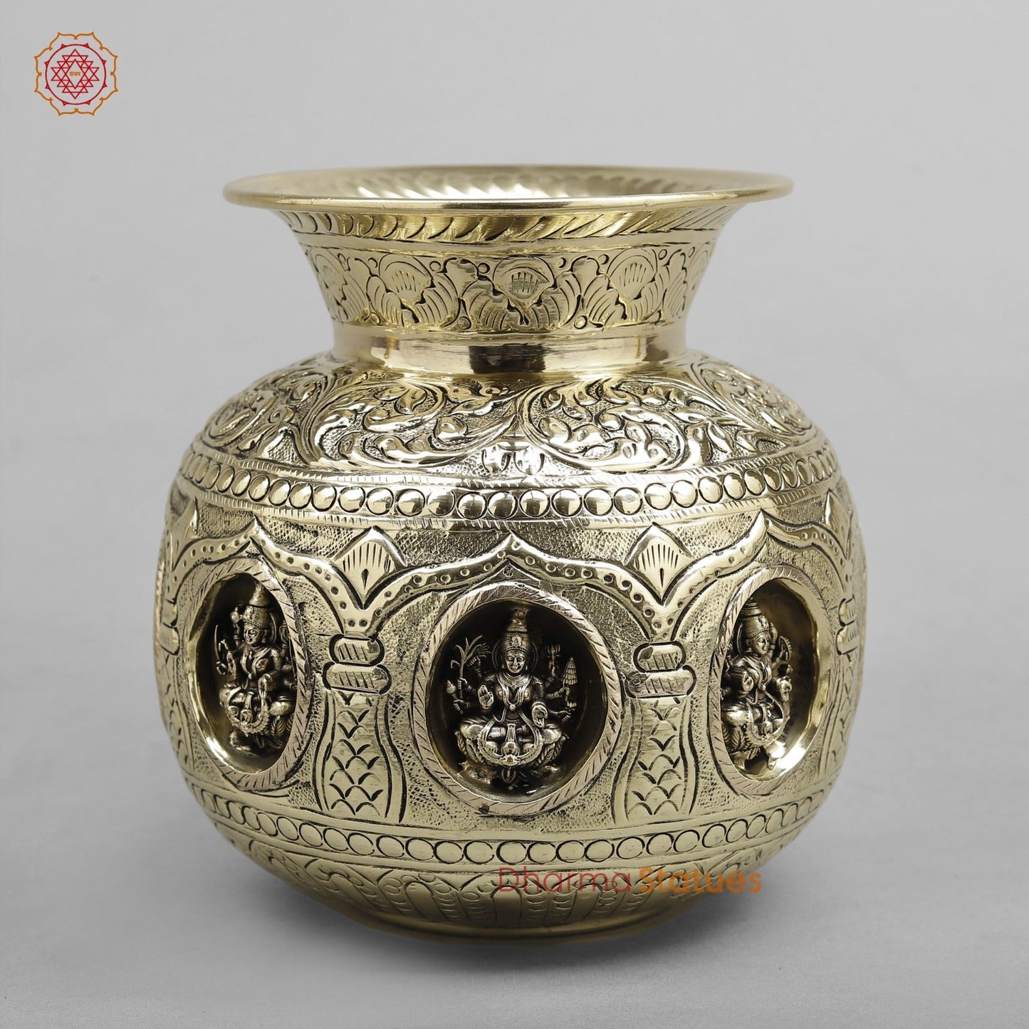 Brass Auspicious fine Ashtlakshmi Kalash 7”