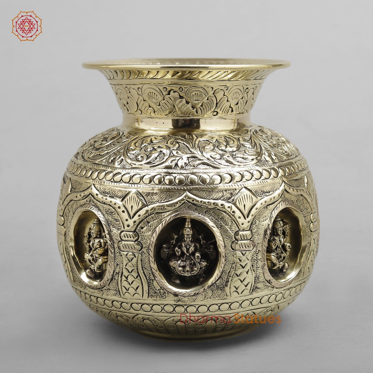 Brass Auspicious fine Ashtlakshmi Kalash 7”