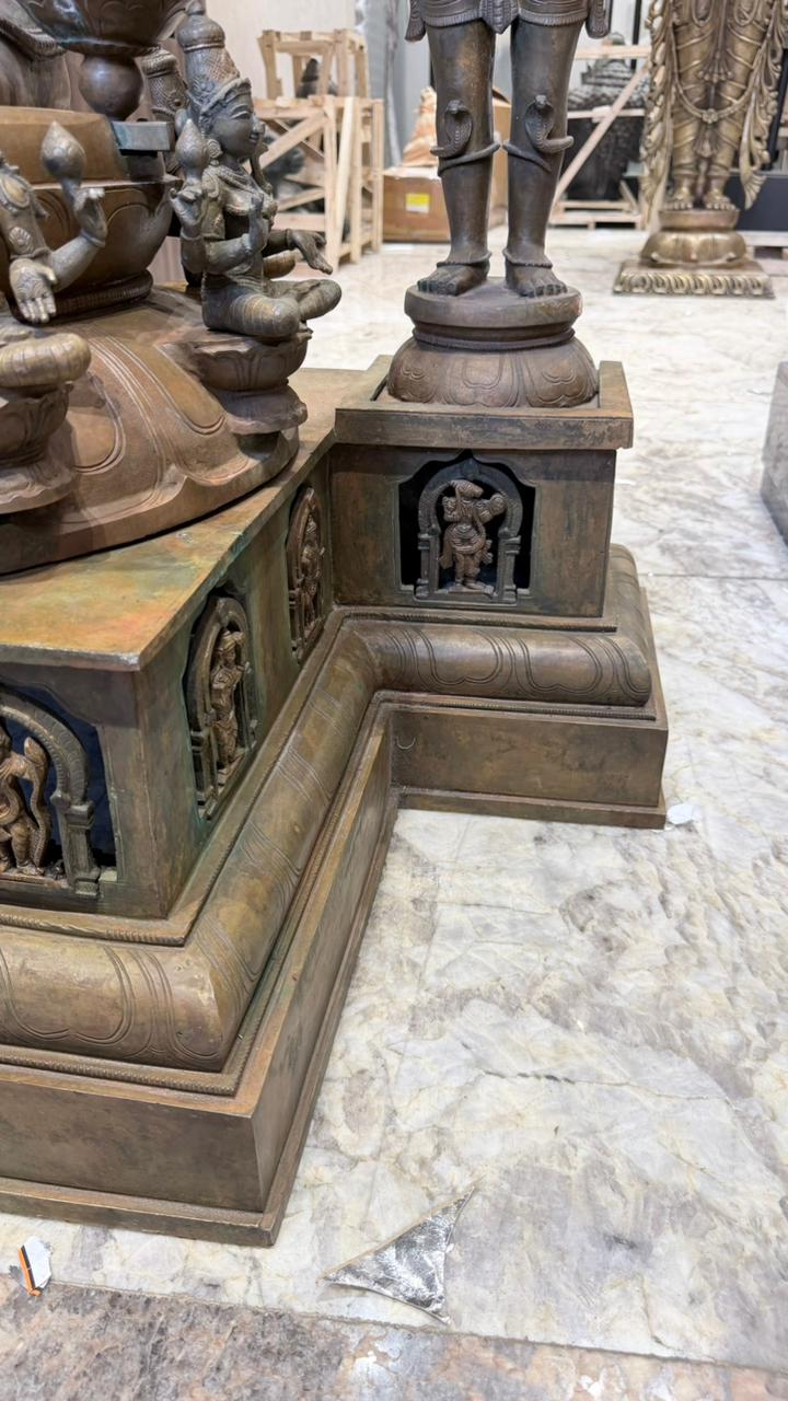 Panchloha Vishnu Standing Large (Combinations Of 5 Metals) with Hanuman , Garuda and Ashtlakshmi 86” (Made In Thrissur)