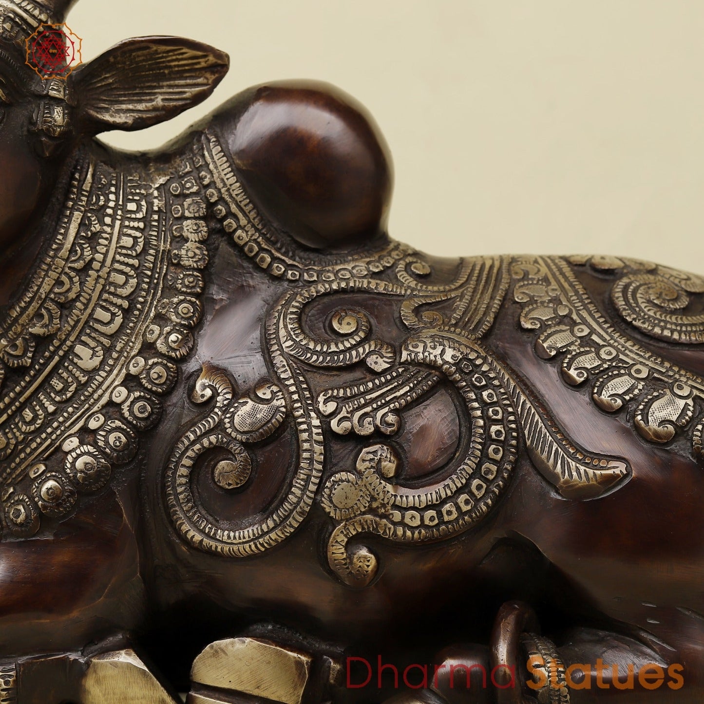 Brass Nanadi seated With Carving Fine, Copper Finish 13”