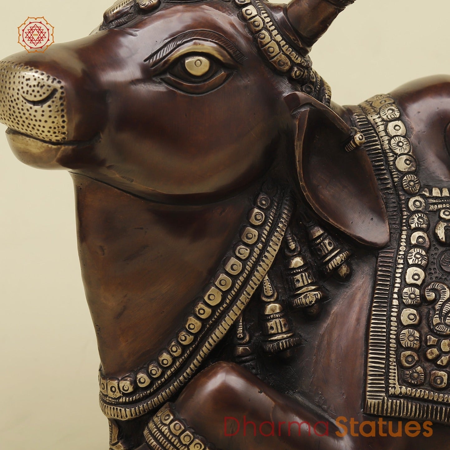 Brass Nanadi seated With Carving Fine, Copper Finish 13.5”