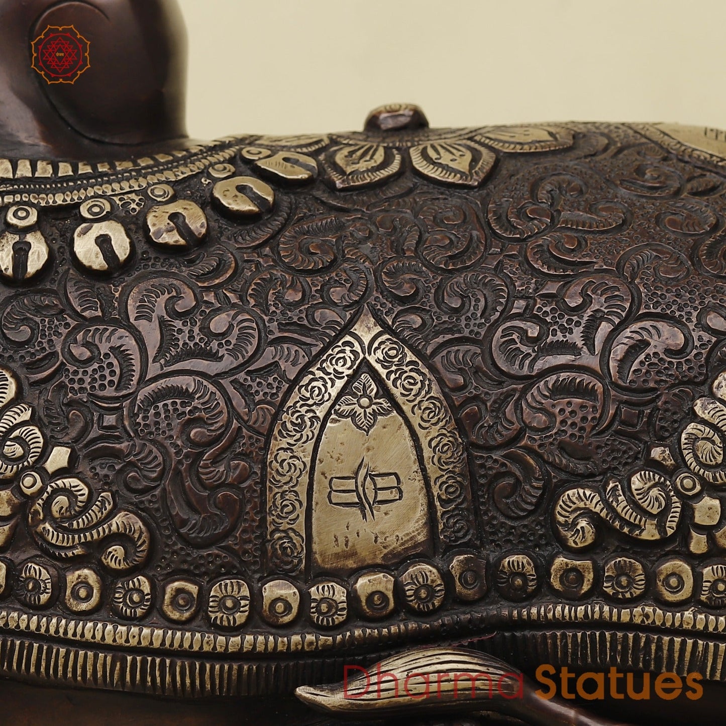 Brass Nanadi seated With Carving Fine, Copper Finish 13.5”