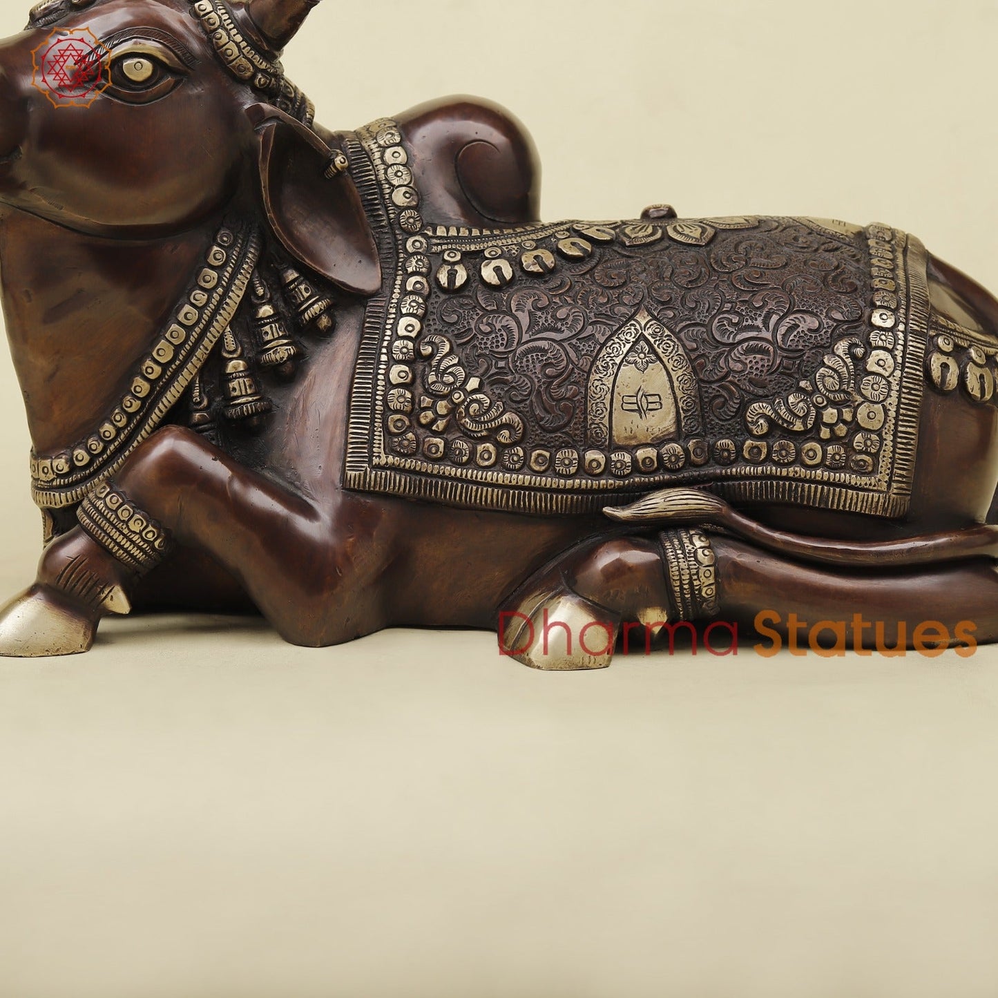 Brass Nanadi seated With Carving Fine, Copper Finish 13.5”