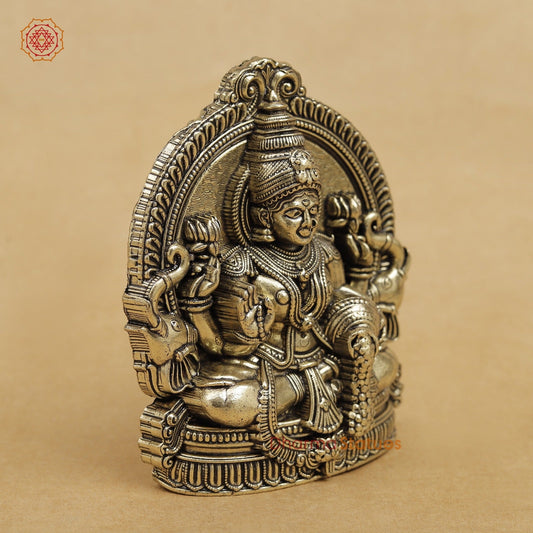 Brass Lakshmi setaed Fine 4”