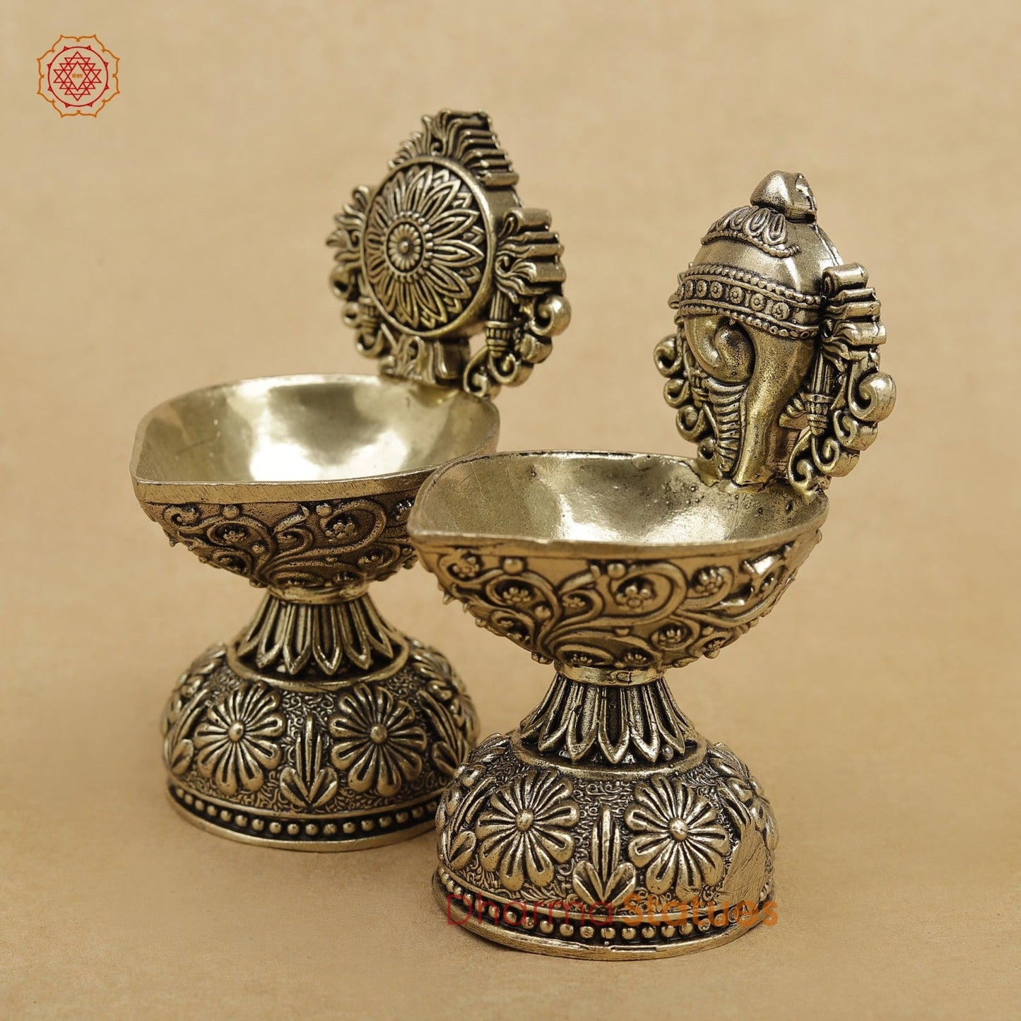 Brass Shankh Chakra Diya 4”