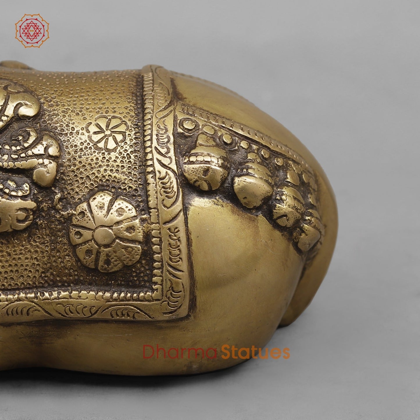 Brass Nandi Seated Fine, Antique Finish 10”