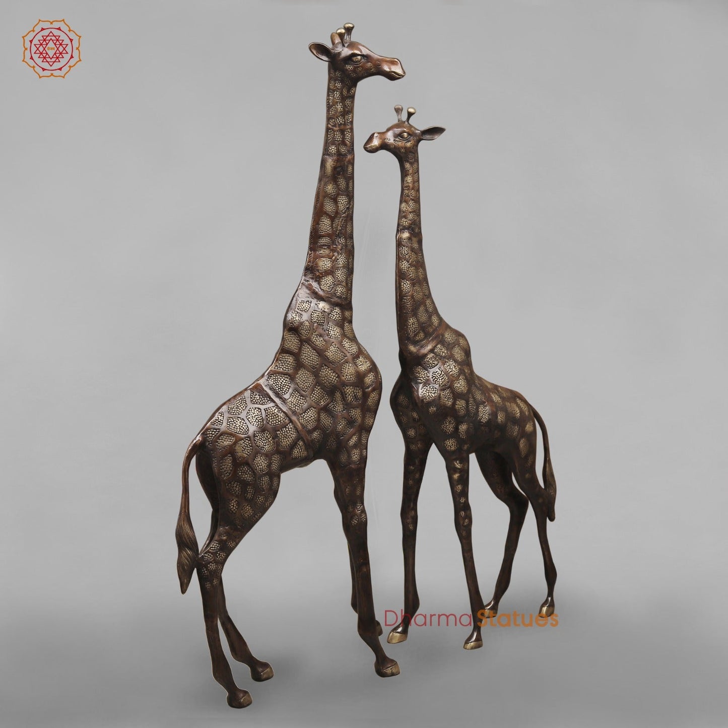 Brass Giraffe Standing Large, Copper Finish 52” (Garden Friendly)