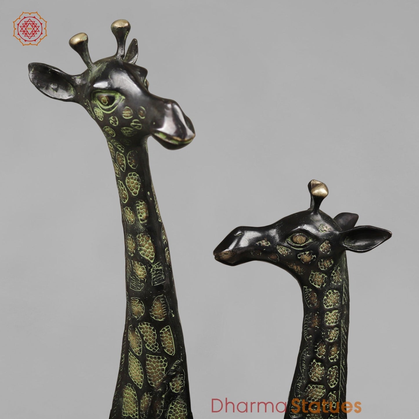 Brass Giraffe Standing Large, Black Green Finish 52” (Garden Friendly)