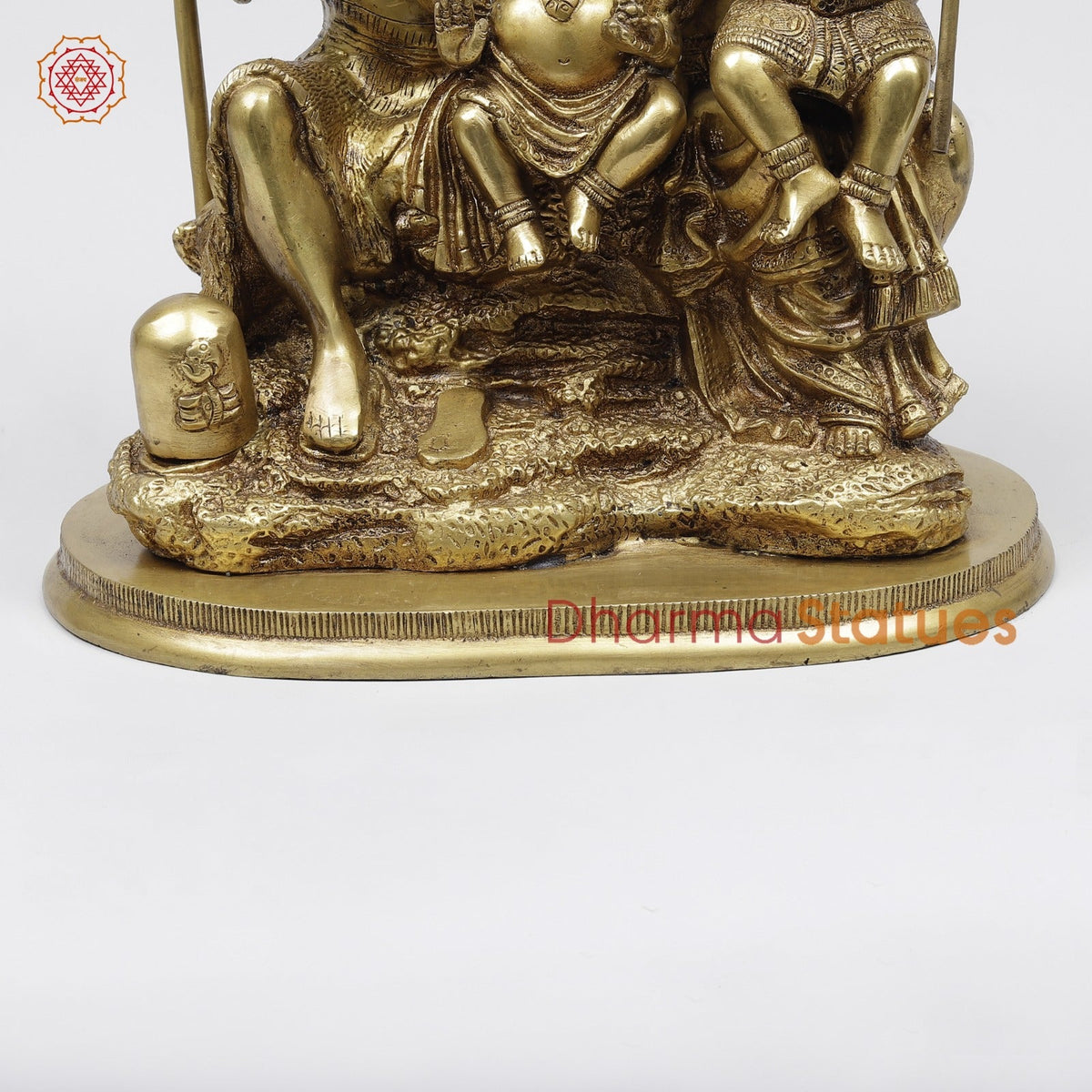 Brass shiva Family seated fine, Golden Finish 12”